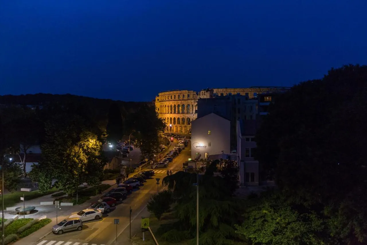 Sylvia Center Apartment Pula